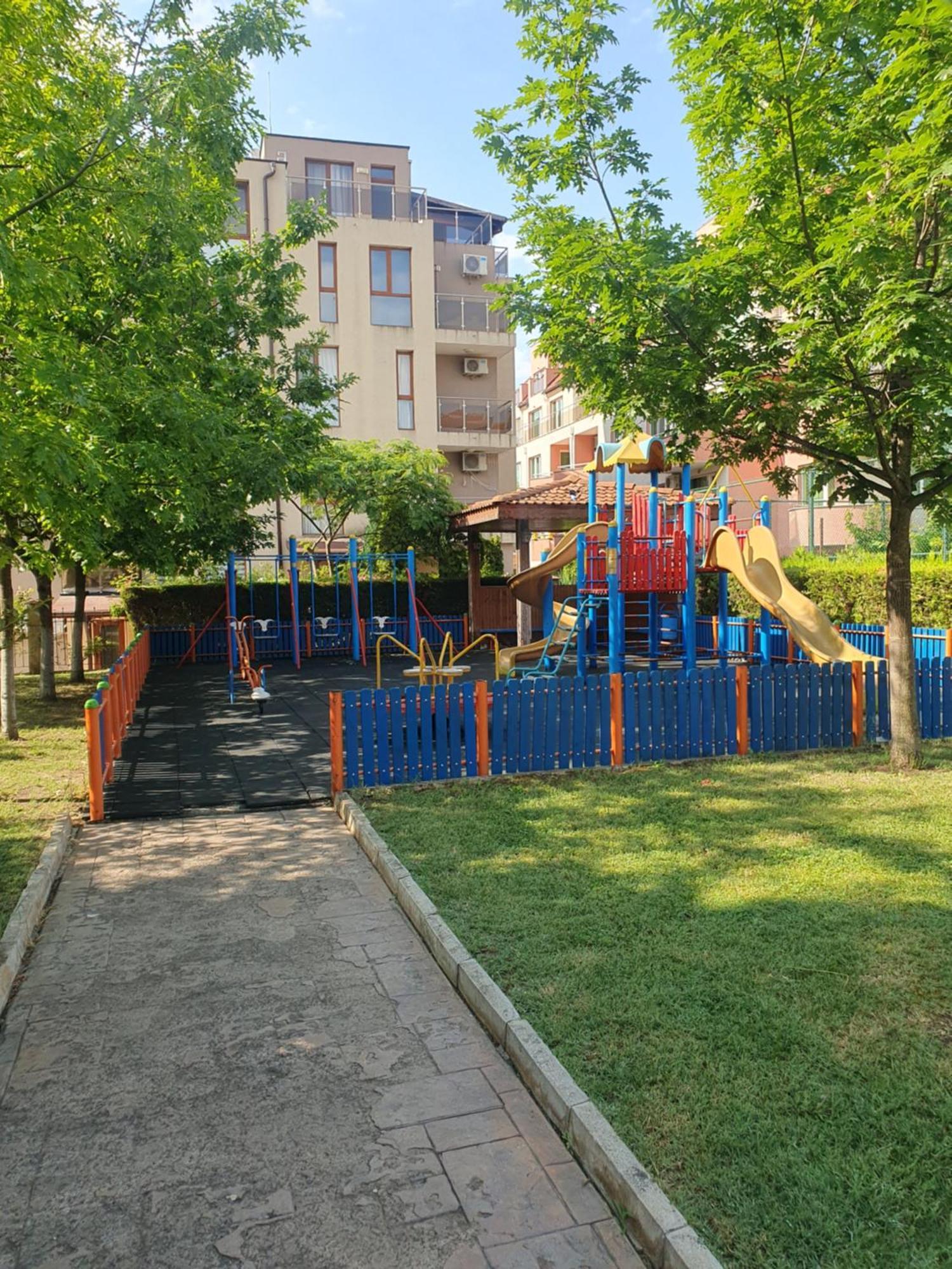 Family Hotel Apolon Nesebar Exterior photo