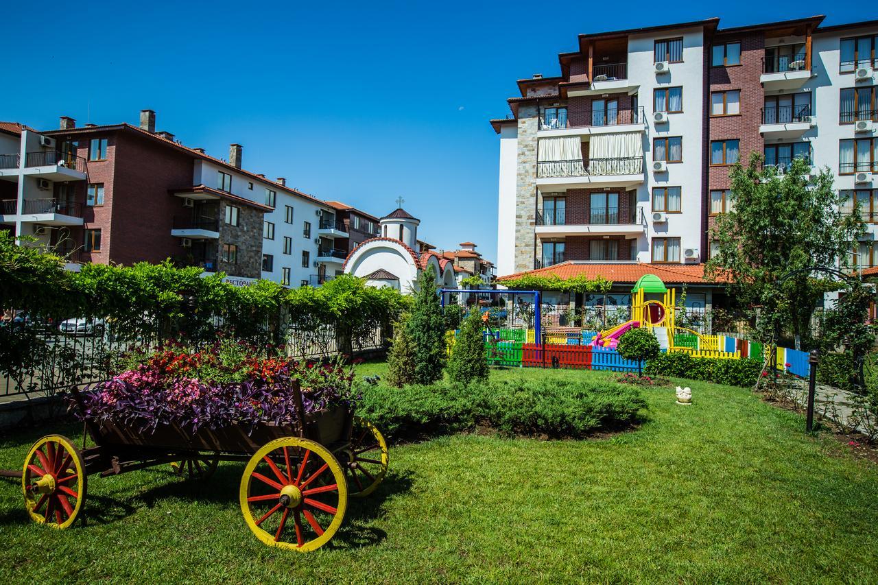 Family Hotel Apolon Nesebar Exterior photo