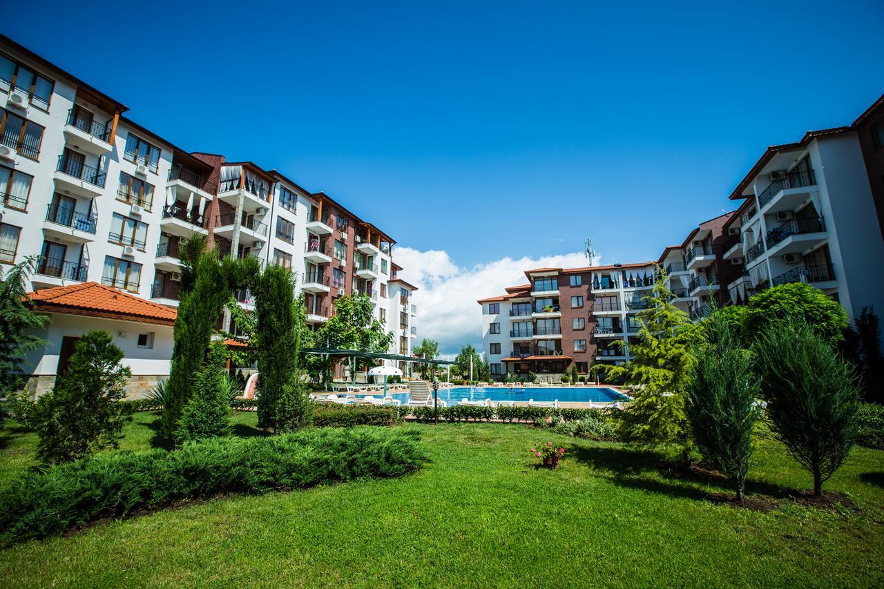 Family Hotel Apolon Nesebar Exterior photo