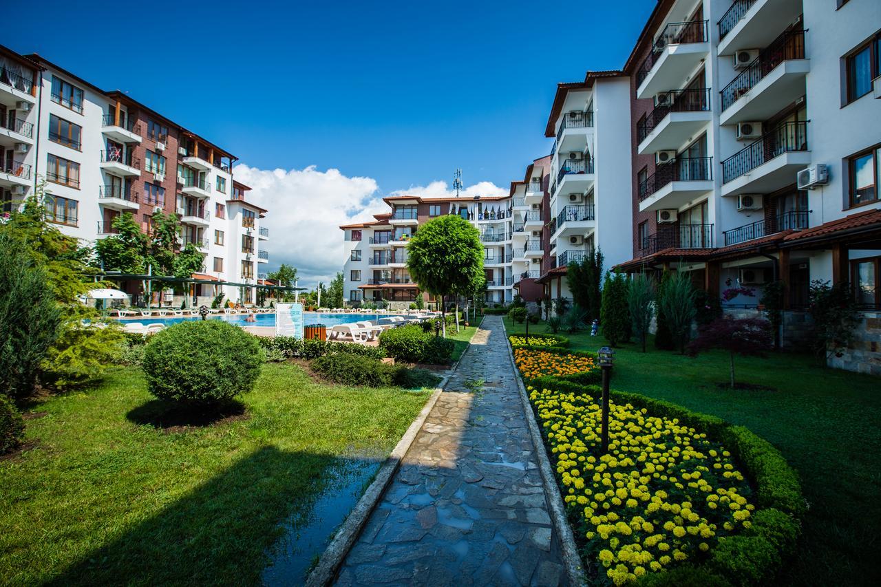 Family Hotel Apolon Nesebar Exterior photo